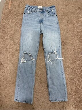 Abercrombie “The 90’s Straight Ultra High Rise” Jeans